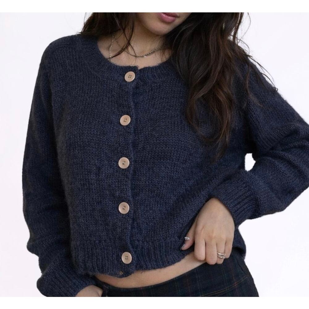 Vintage GAP Mohair Wool Blend Knit Cropped Cardigan Size Medium